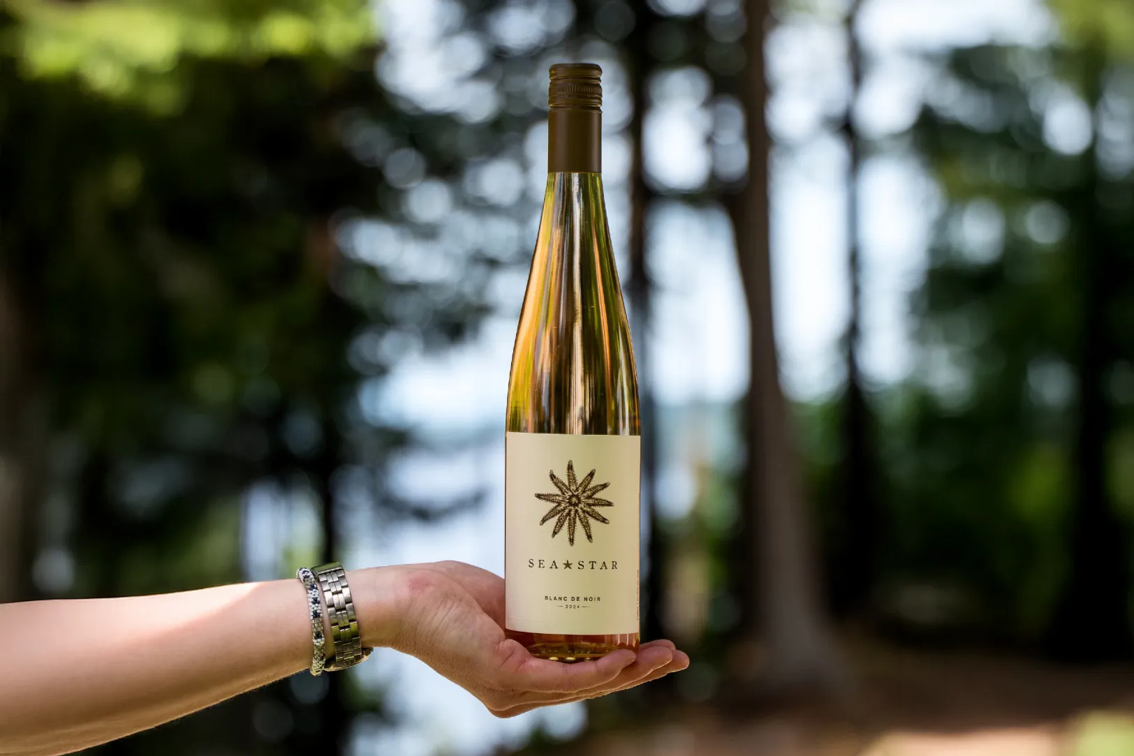 Sea Star Vineyard Wine Bottle